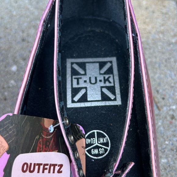 Holographic metallic pink platform flats - Picture 5 of 16